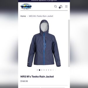 NRS Mens Size Medium Rain Coat .